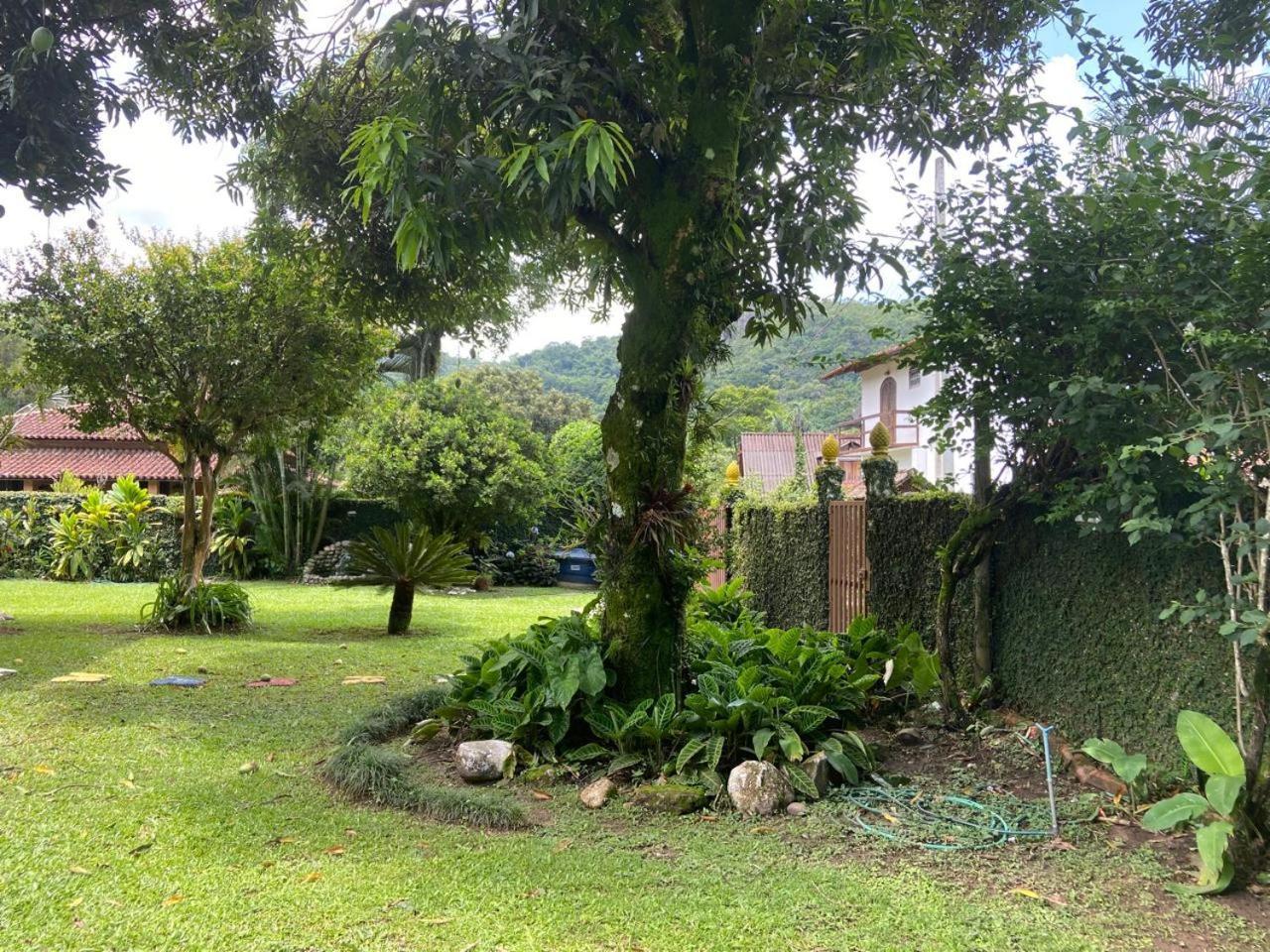 Linda Casa No Centro De Penedo Villa Itatiaia  Exteriör bild