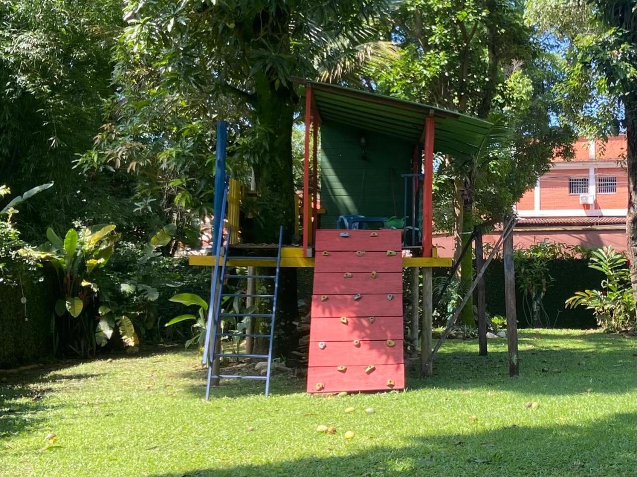 Linda Casa No Centro De Penedo Villa Itatiaia  Exteriör bild