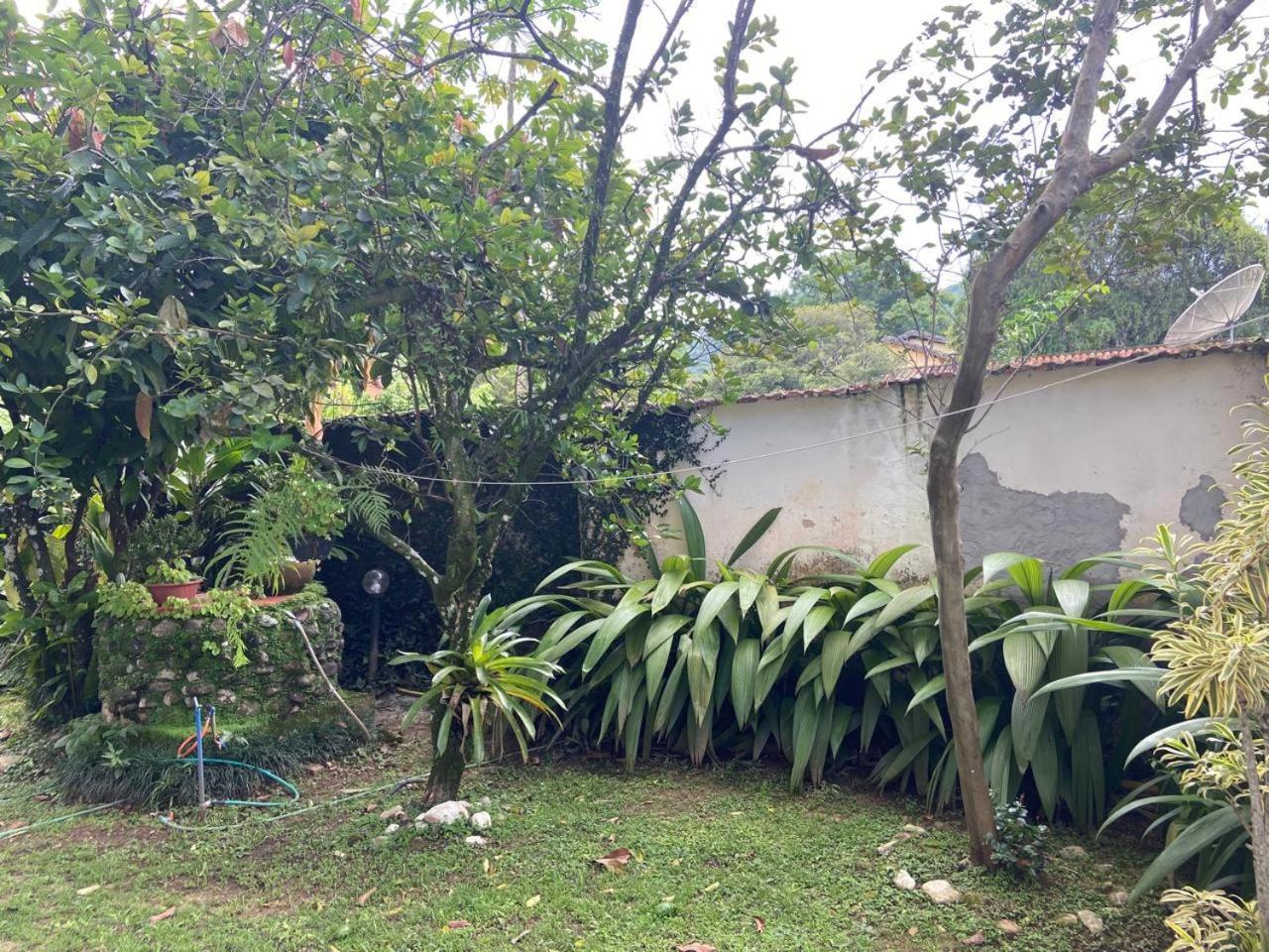 Linda Casa No Centro De Penedo Villa Itatiaia  Exteriör bild